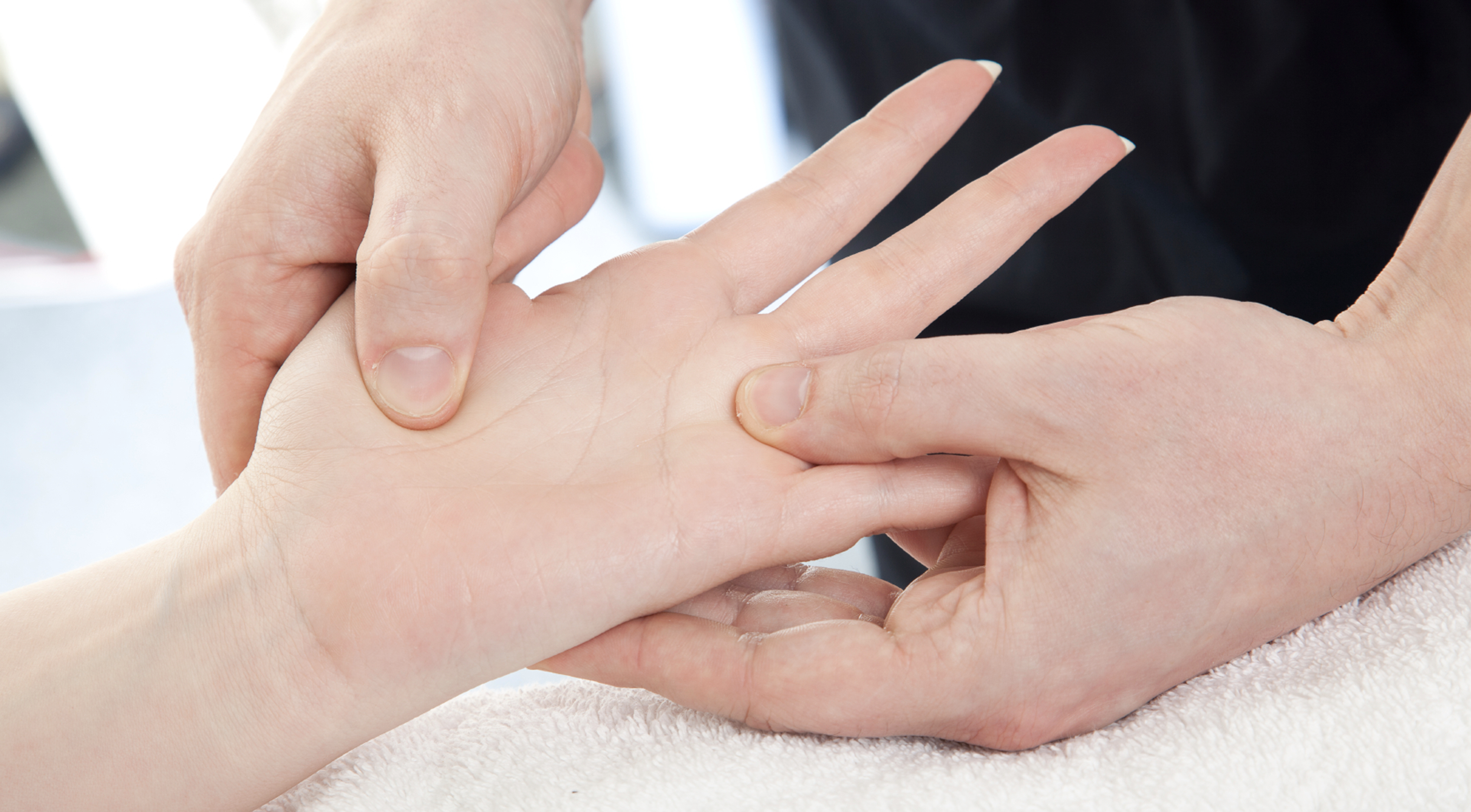 artrite mani Tratamentul undelor de șoc pentru articulații Preț